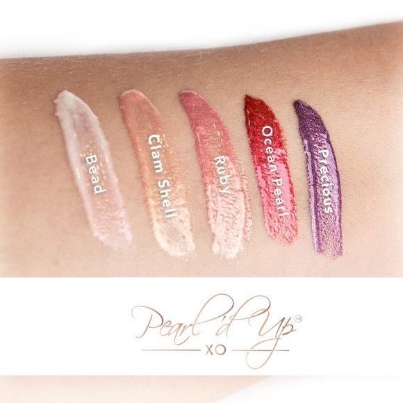 Brand new lipstick - Picture 2 of 4